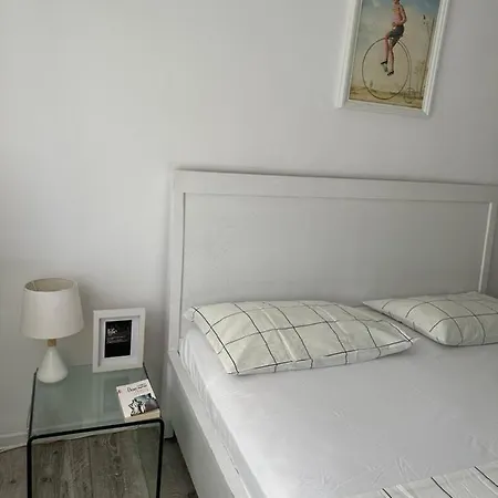 Studio45 Apartment Bucharest
